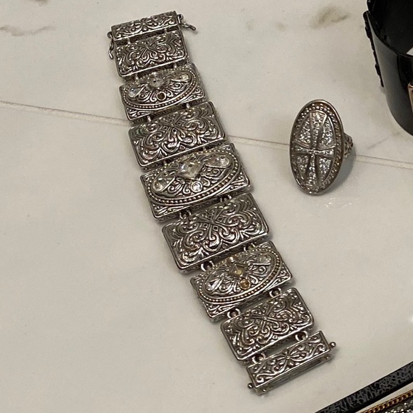 Jewelry - Wide etched silver bracelet and cross ring